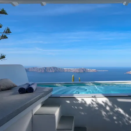 Andromeda & 3* Imerovigli (Santorini)