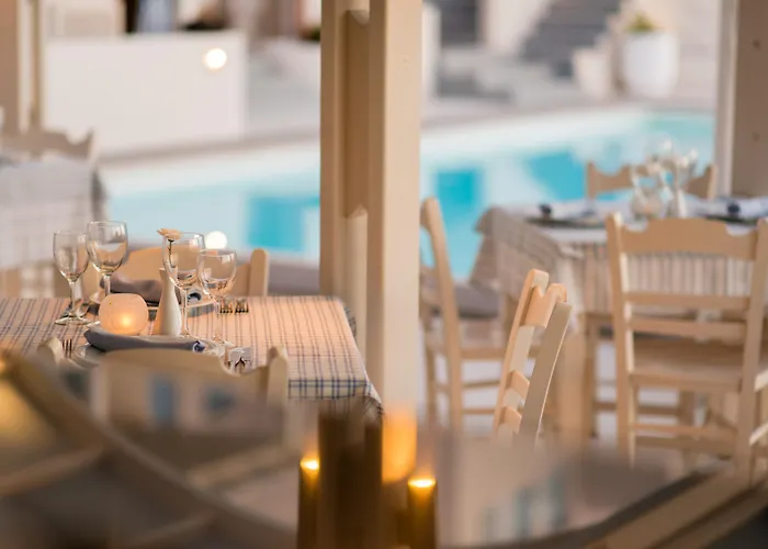 Andromeda & Hotel Imerovigli (Santorini)