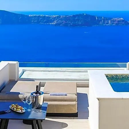 Andromeda & Imerovigli (Santorini)