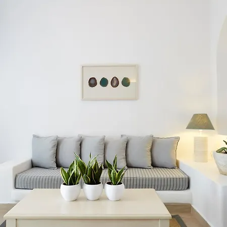Andromeda & 4* Imerovigli (Santorini)