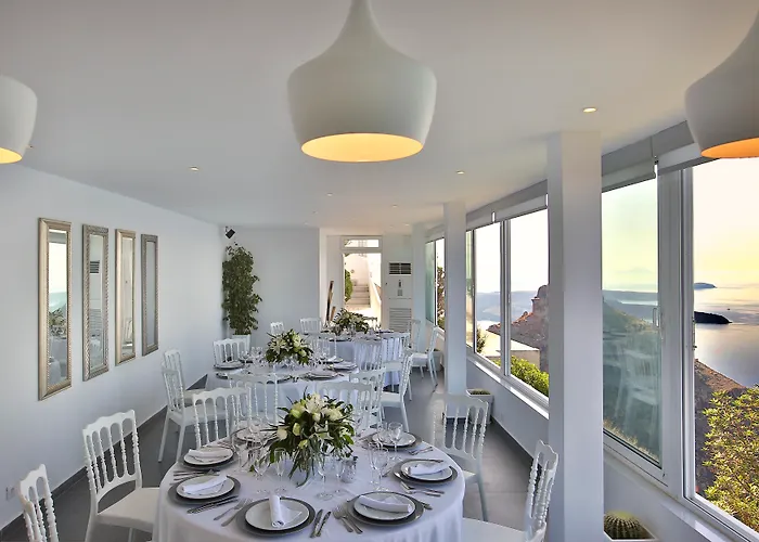 Отель Andromeda & 3*