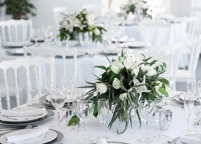 Andromeda & Отель Имеровигли