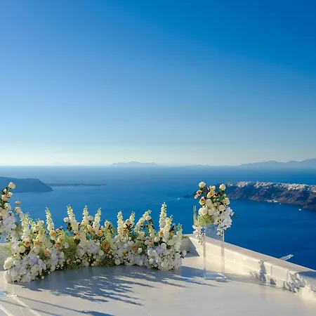 Andromeda & 3* Imerovigli (Santorini)